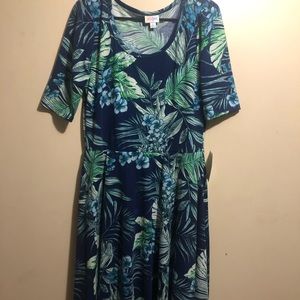 LulaRoe Nicole